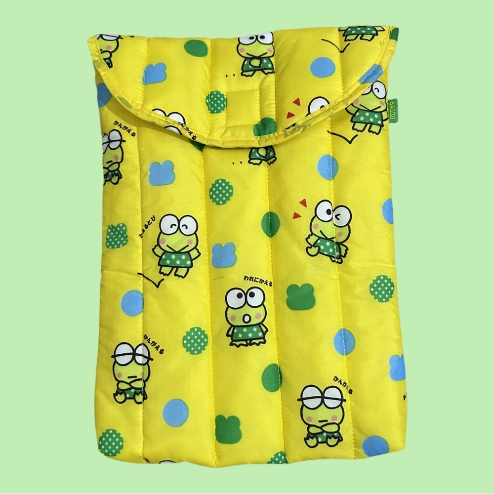NWOT Baggu x Sanrio Keroppi puffy laptop sleeve 13/14”